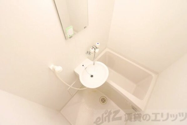 レオパレスグラン ビュイッソンの物件内観写真